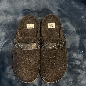 Earth Origins Charcoal Slip-On Shoes